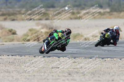 media/Oct-05-2025-CVMA (Sun) [[beeef4f201]]/Race 5-Amateur Supersport Open (Holeshot)/